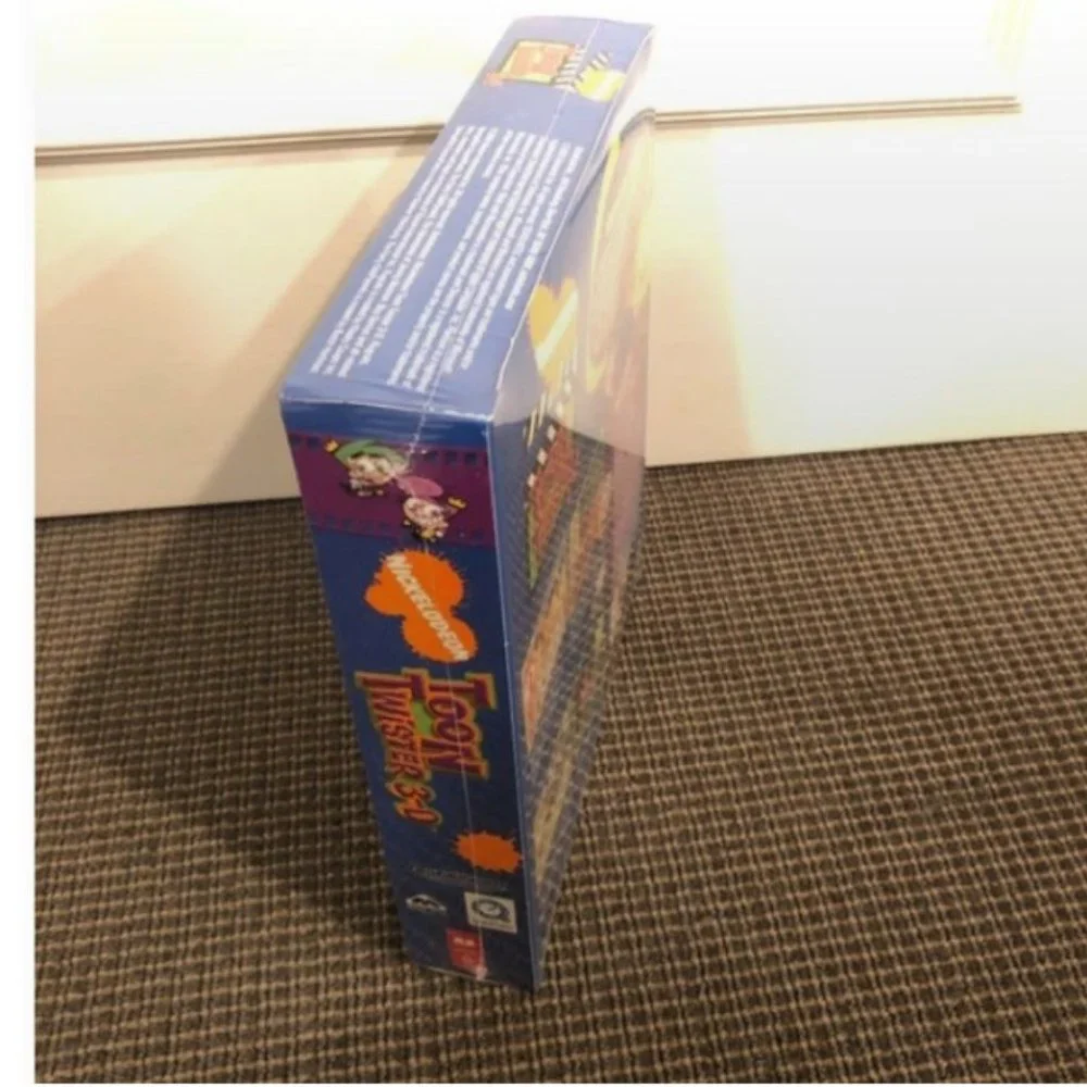 NICKELODEON TOON TWISTER 3D. NEW IN BOX. NEVER OPENED & ORIGINAL PLASTIC